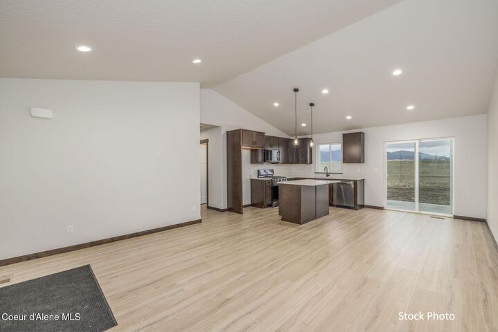 Property Photo: 12139 N Lennon Ln ID 83858