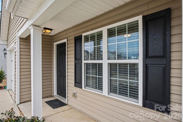 Property Photo:  6004 Loy Court  NC 28214 