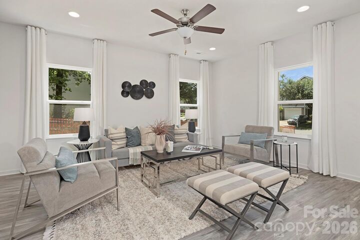 Property Photo:  222 Rhyne Station Road  NC 28214 