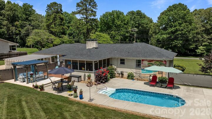 Property Photo:  7701 Shady Lane  NC 28215 