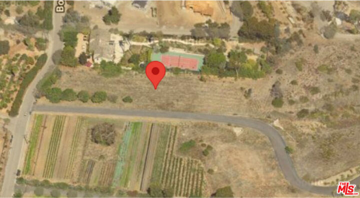 Property Photo:  5960 Bonsall Dr  CA 90265 