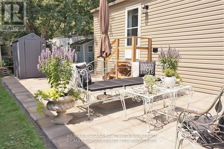 Property Photo: 8845 Lundy'S Lane 246 ON L2H 1H5