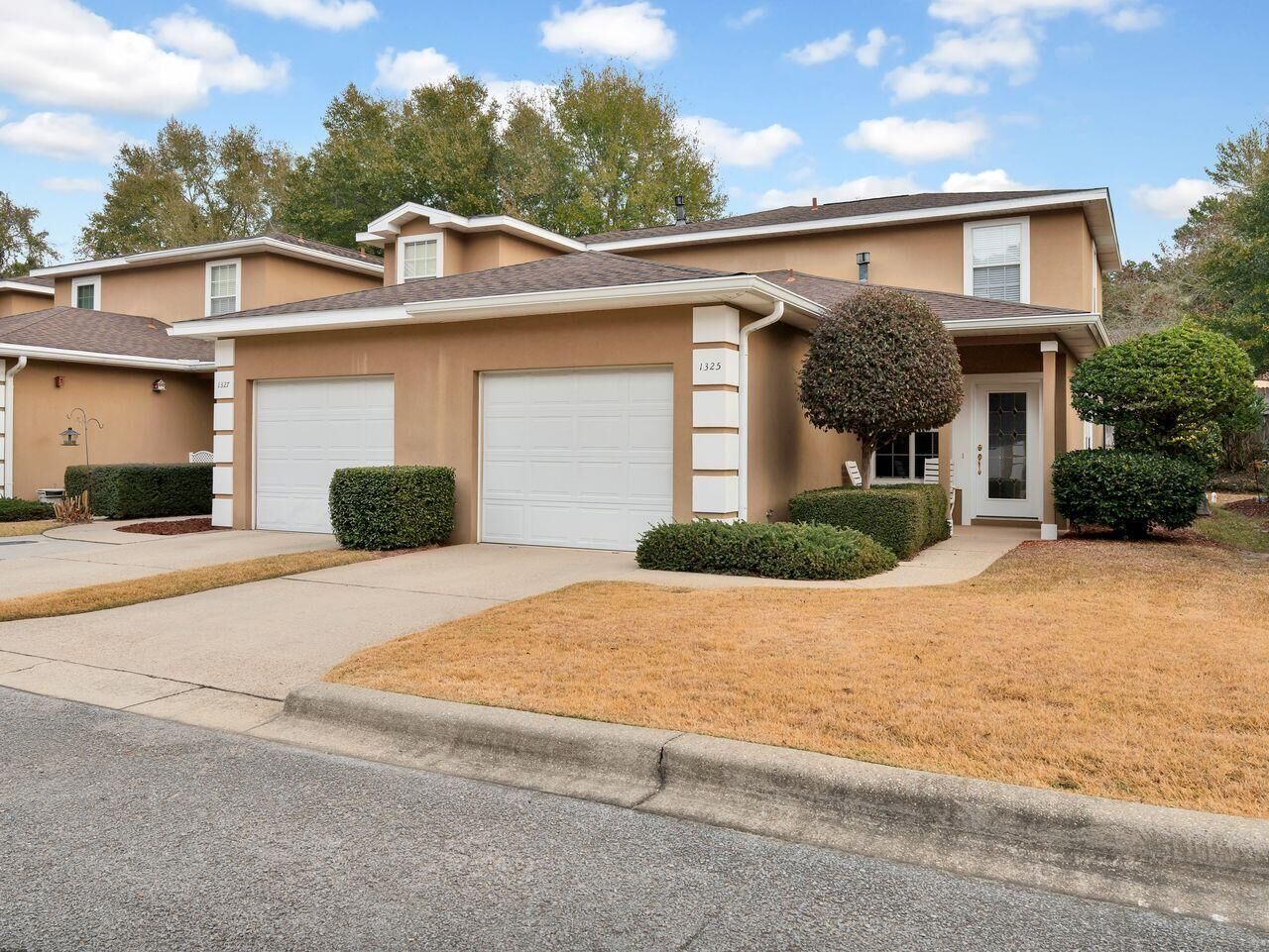 Property Photo: 1325 Treasure Cove FL 32578