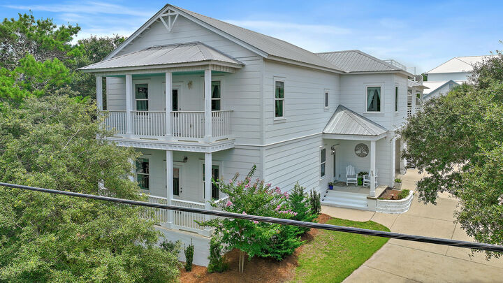 Property Photo: 96 Hilltop Drive FL 32459