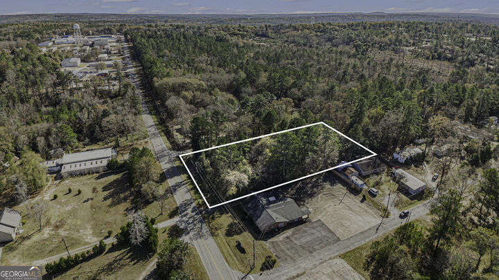 Property Photo:  0 Shady Road Plaza  GA 31211 