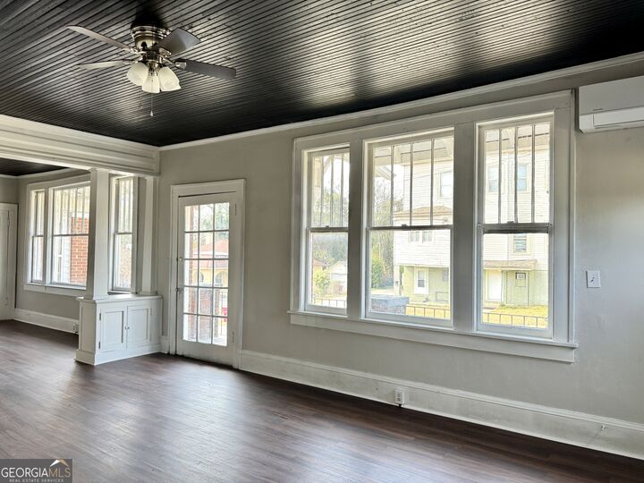 Property Photo: 2694 Cherokee Avenue GA 31204