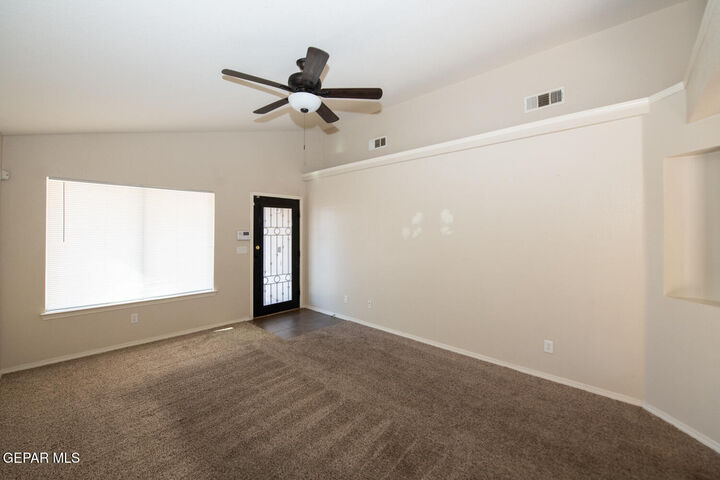 Property Photo: 4652 Lorenzo Ponce Drive TX 79938