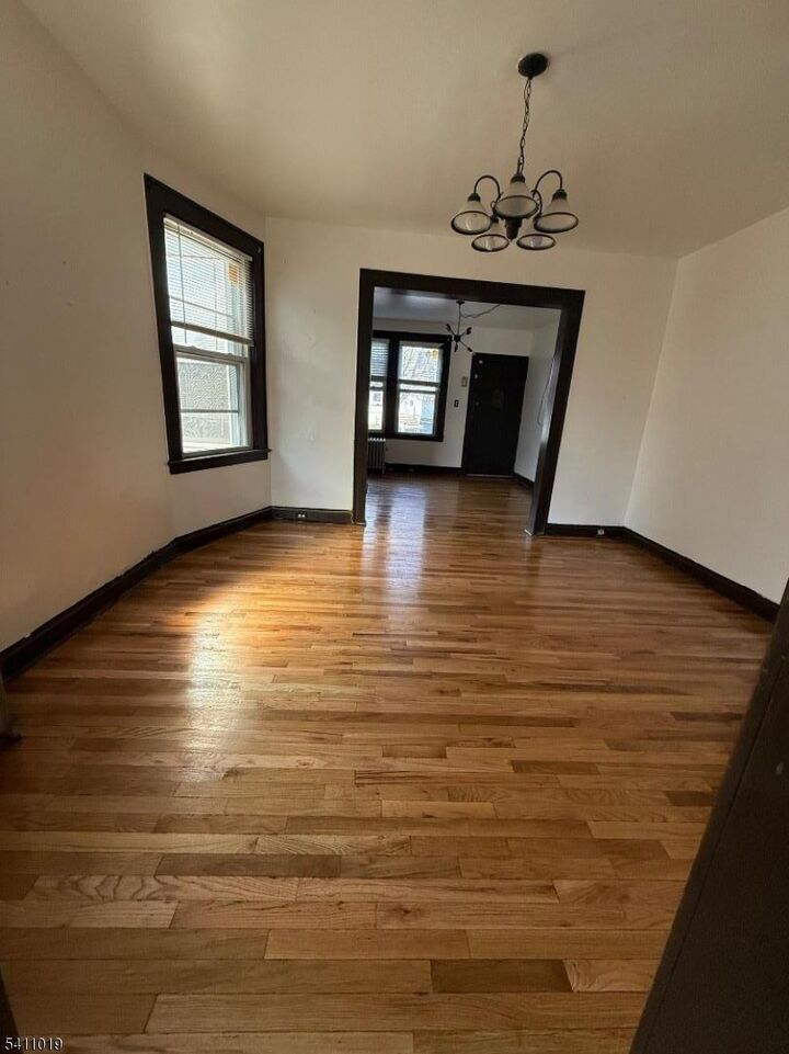 Property Photo:  488 Stuyvesant Ave 1  NJ 07111 