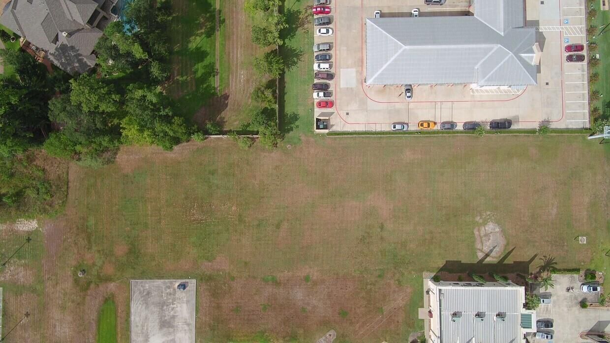 Property Photo: 8220 Louetta Road TX 77379