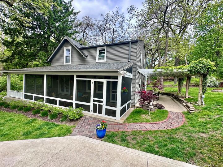 Property Photo:  115 Tonawanda Drive  IA 50312 