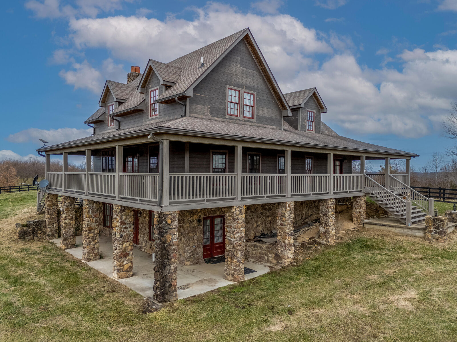 Property Photo:  289 Baker Cemetery Road  KY 41164 