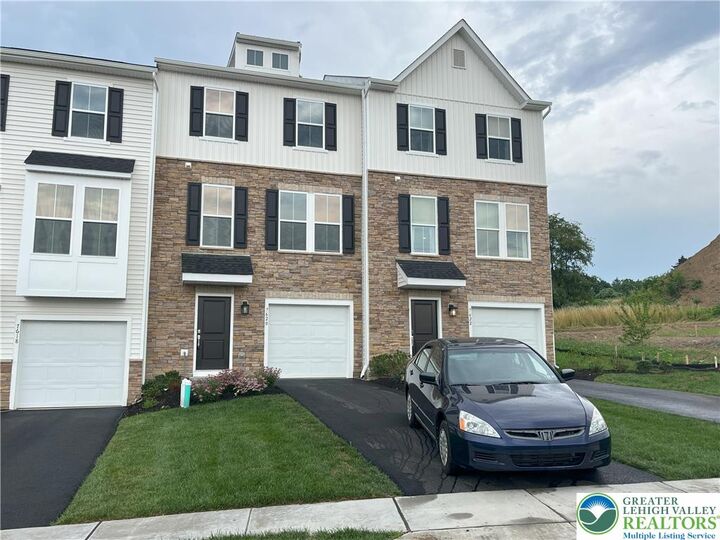 Property Photo:  7620 Clayton Avenue  PA 18036 