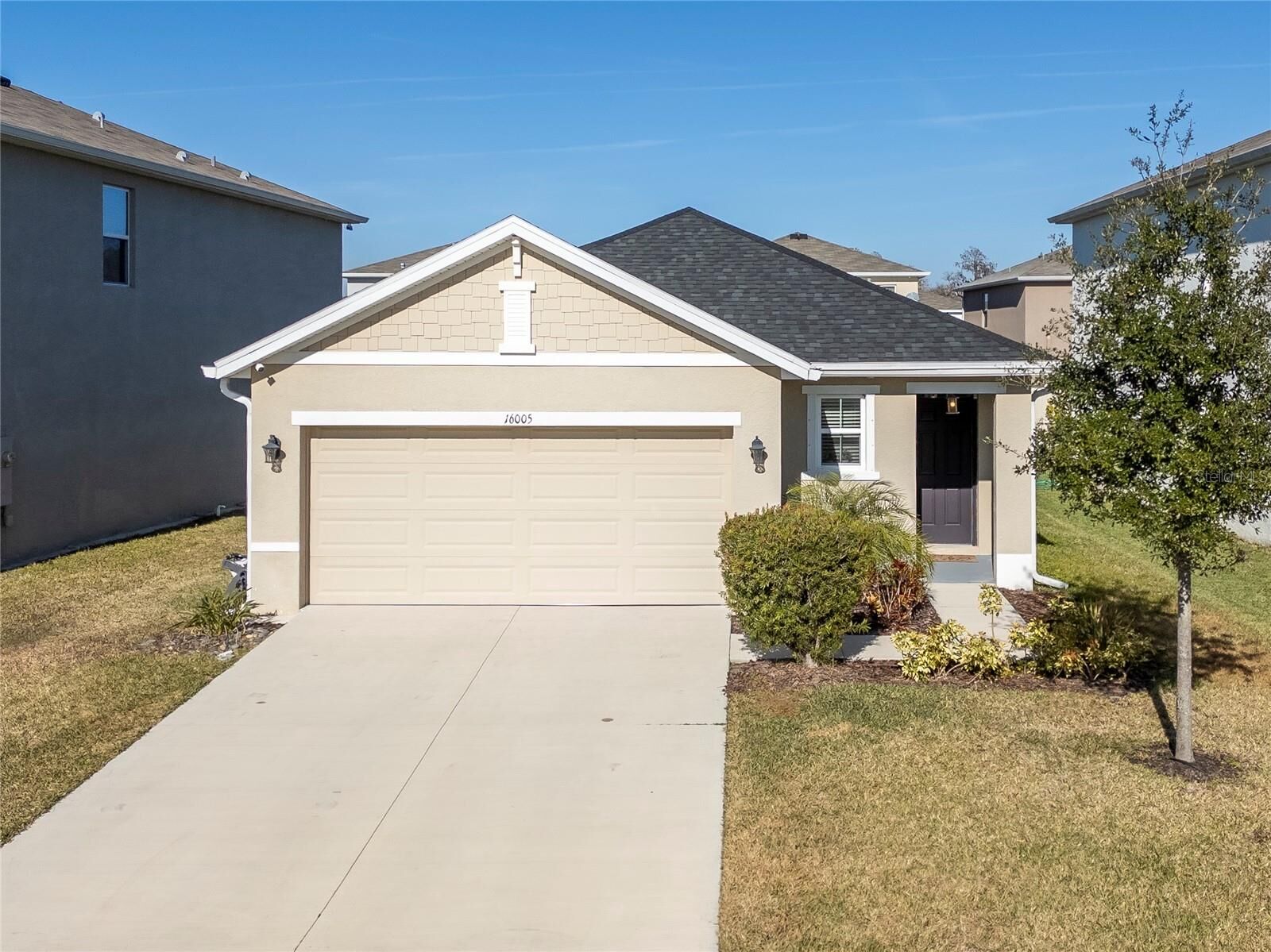 Property Photo: 16005 Tuscany Hillside Road FL 33556