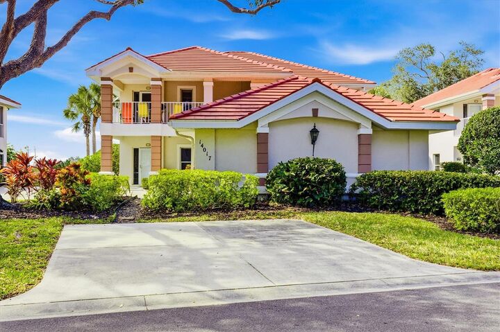 Property Photo: 14017 Willow Glen Court 104 FL 33953