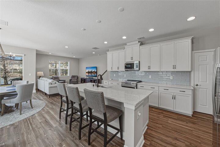 Property Photo:  2527 Stapleford Place  FL 33543 