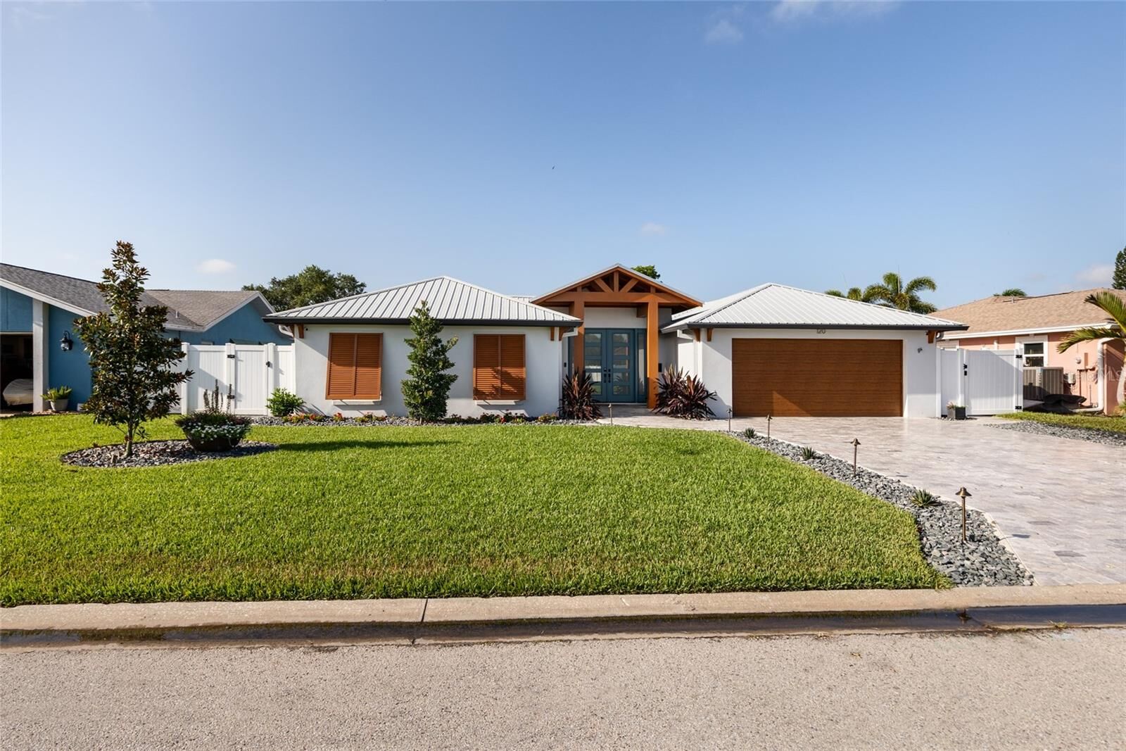 Property Photo:  120 97th Avenue NE  FL 33702 