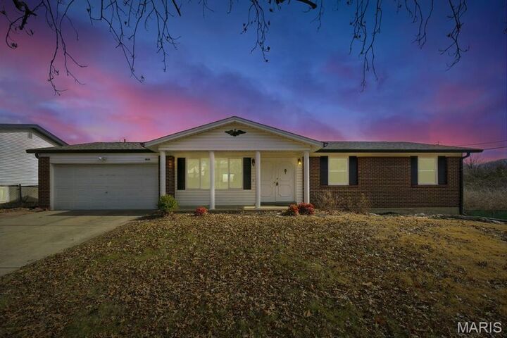 Property Photo:  1056 King Carey Drive  MO 63146 