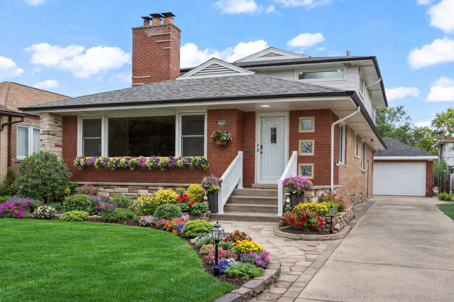 Property Photo:  10206 S Saint Louis Avenue  IL 60805 