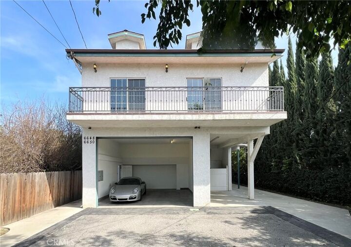 Property Photo:  6648 Gaviota Avenue  CA 91406 