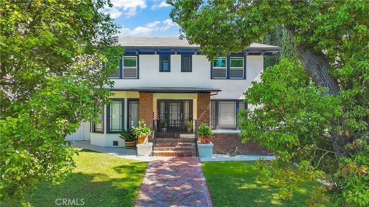 Property Photo:  1434 N Genesee Avenue  CA 90046 