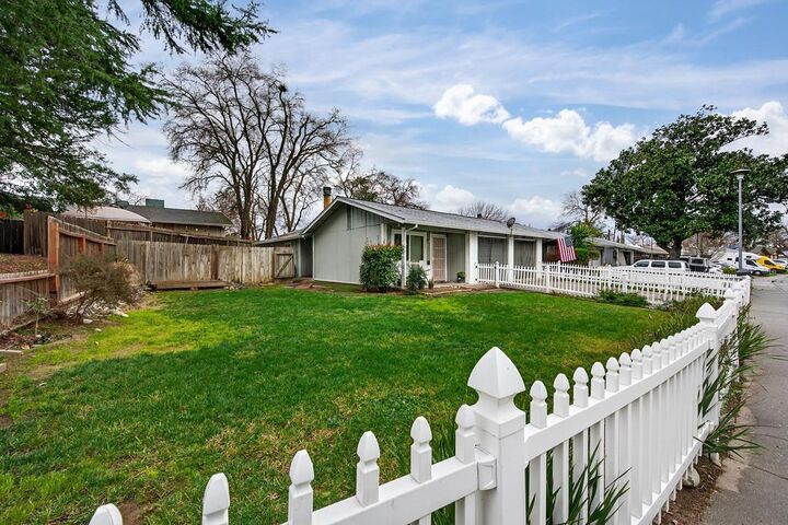 Property Photo: 6367 Denton Way CA 95610