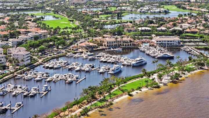 Property Photo:  15054 Tamarind Cay Court 706  FL 33908 