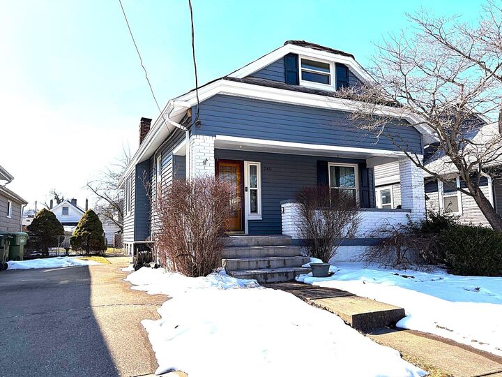 Property Photo: 240 Stokesay Street KY 41016