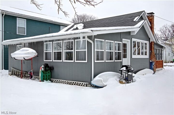 Property Photo: 1010 East Drive OH 44839