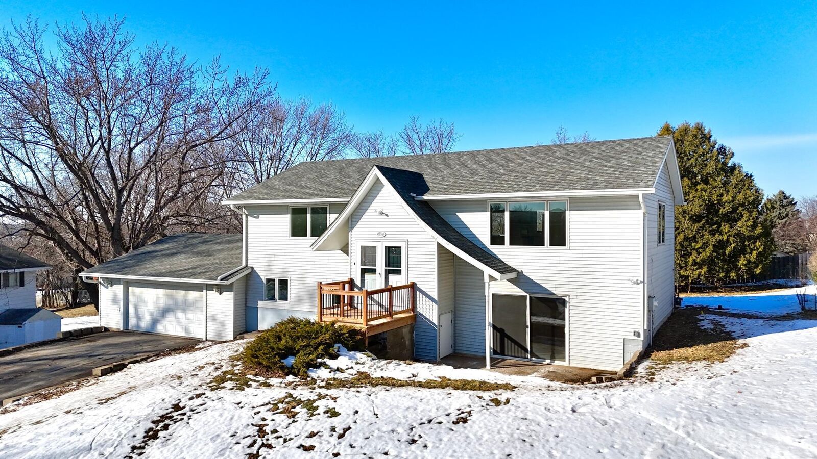 Property Photo: 13952 Rice Lake Circle MN 55369