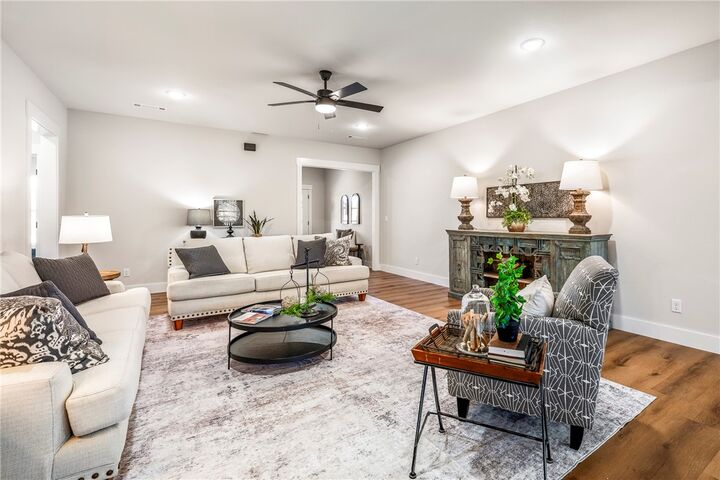 Property Photo:  10101 Raindrop Lane  AR 72736 