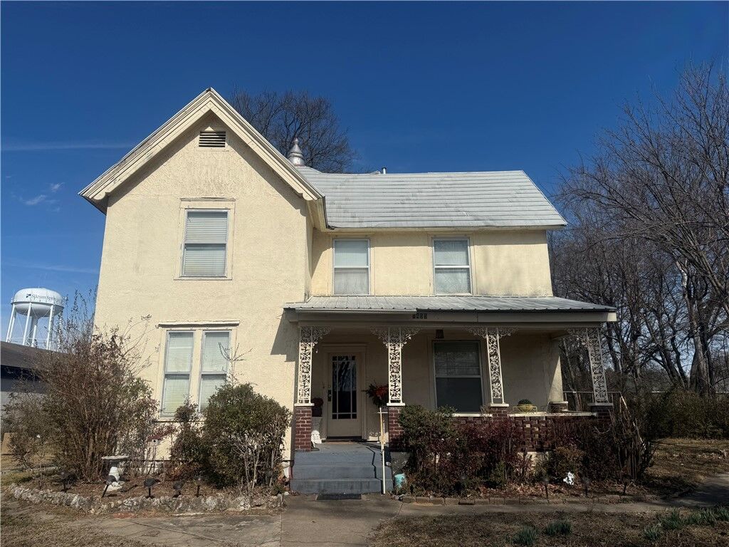 Property Photo:  1455 Main Street  AR 72761 