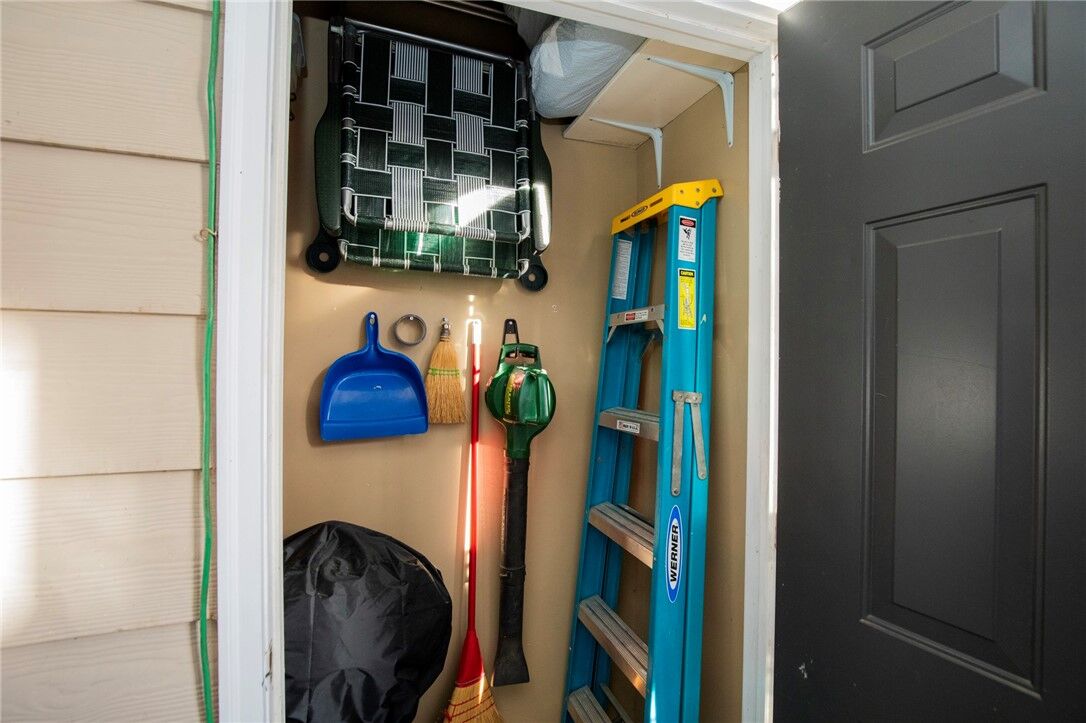 Property Photo:  4230 NW Meadow Creek Circle 106  AR 72703 