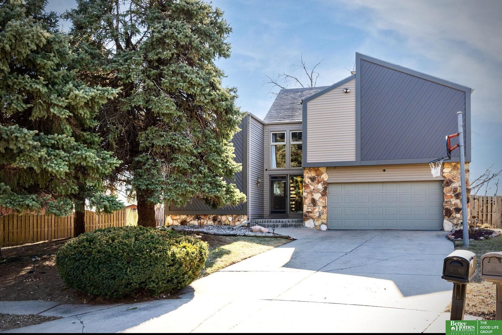 Property Photo:  2334 N 113 Street  NE 68164 