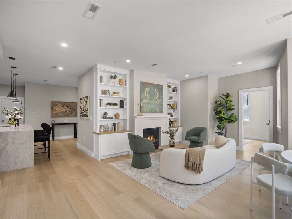 Property Photo:  106-108 Bunker Hill St 4P  MA 02129 