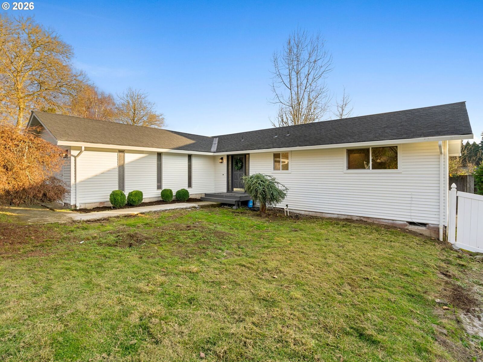 Property Photo:  3701 NE 35th St  WA 98661 