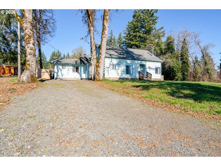 Property Photo:  40352 Holley Heights Loop  OR 97386 