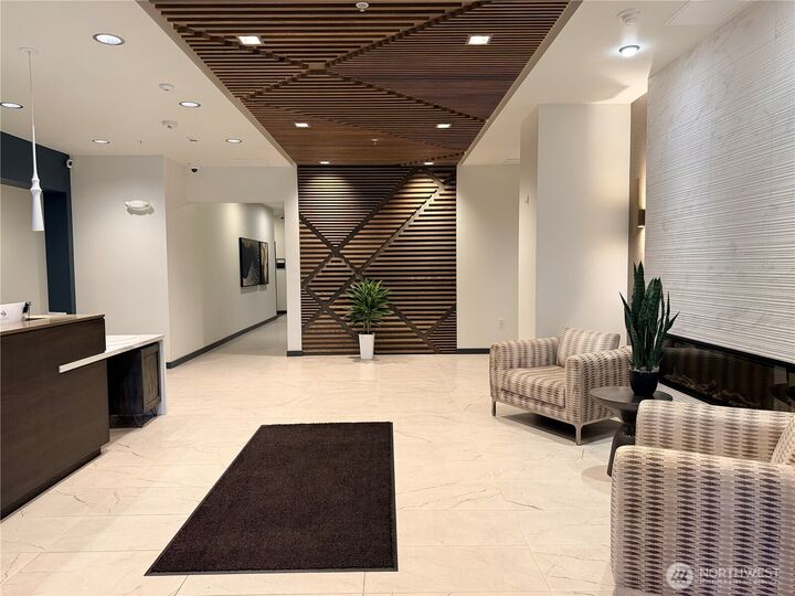 Property Photo: 11903 NE 128th Street 320 WA 98034