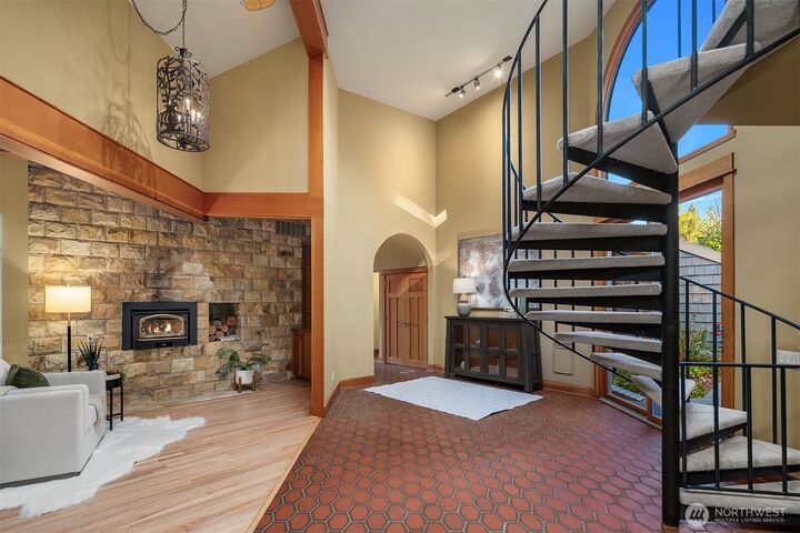 Property Photo:  7816 NE 32nd Street  WA 98039 