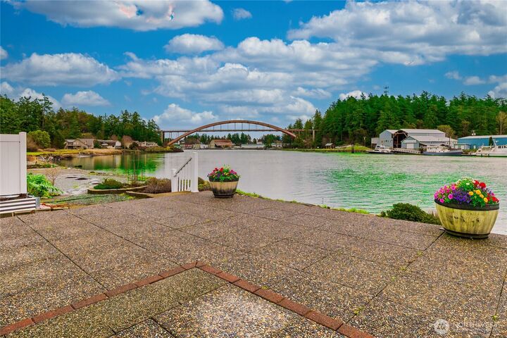 Property Photo: 106 Chinook Place WA 98257