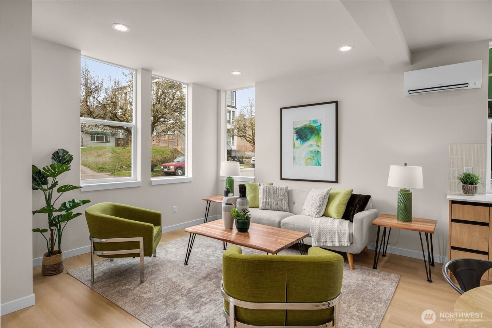 Property Photo: 904 A 28th Avenue S WA 98144