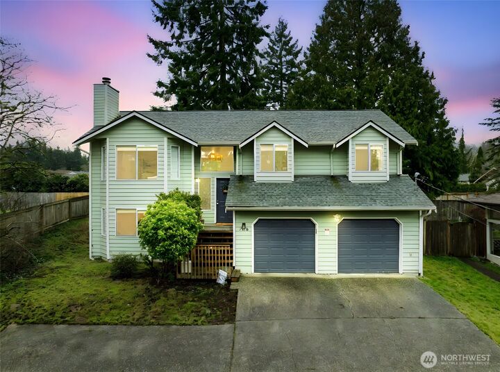 Property Photo:  7910 E Glen Drive  WA 98203 