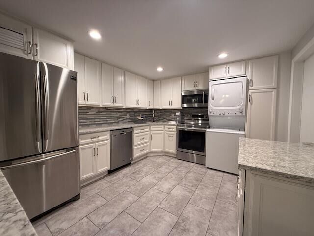 Property Photo: 501 SW 11th Place 212 FL 33432