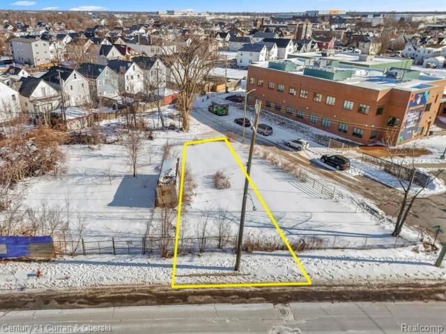 Property Photo: 8312 Conant Street MI 48211