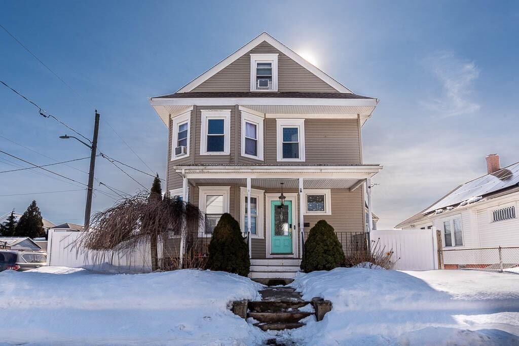 Property Photo:  43 Warwick Road  RI 02861 