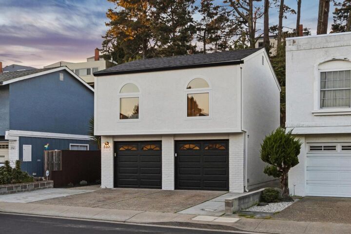 Property Photo:  550 Verducci Drive  CA 94015 