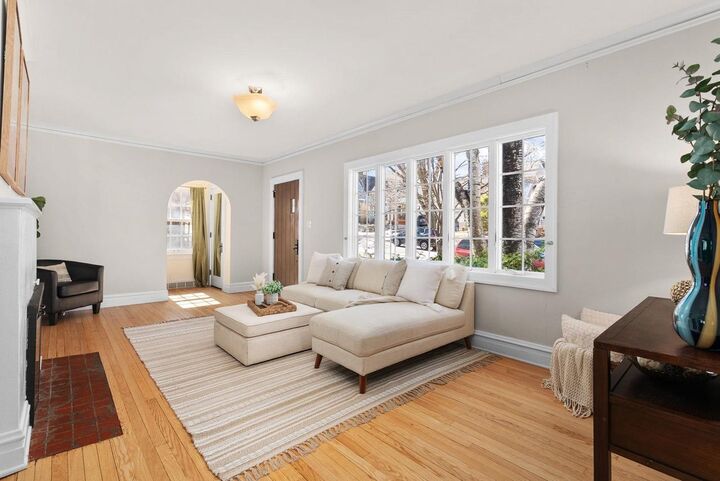 Property Photo: 2557 Chamberlain Avenue WI 53705