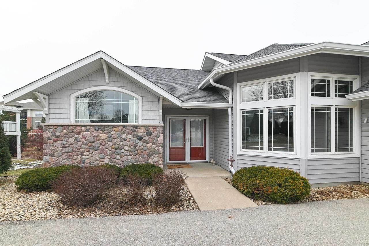 Property Photo: 1616 Dewberry Drive WI 53719