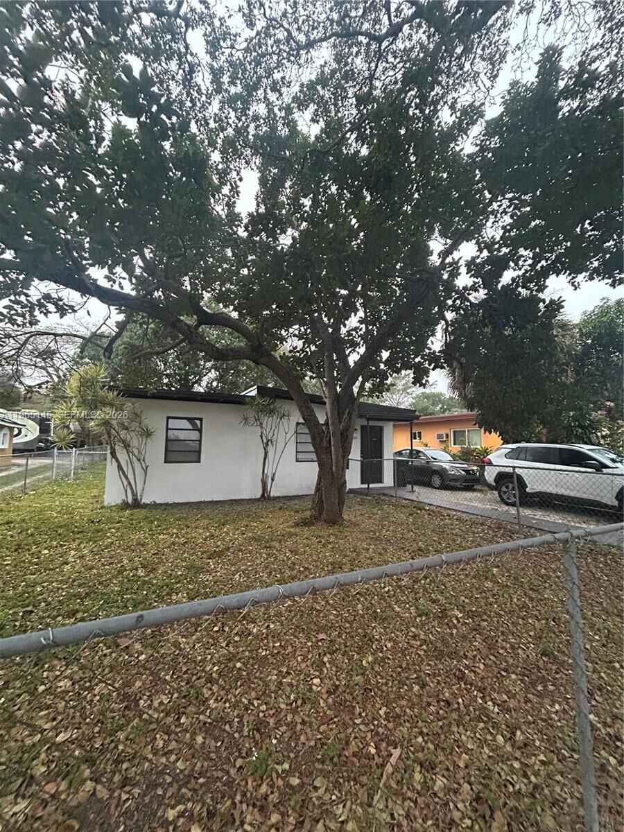 Property Photo:  1080 NW 121st St  FL 33168 