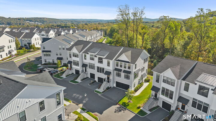 Property Photo:  63 Brentwood Circle 63  CT 06810 