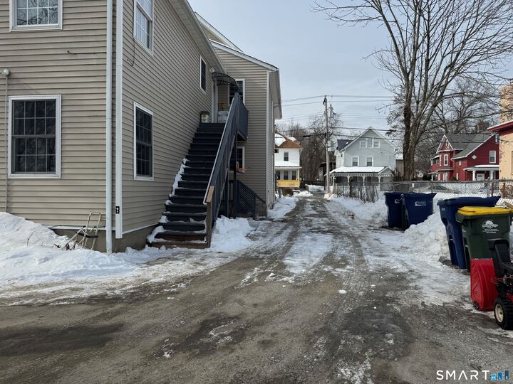 Property Photo:  24 Lester Street  CT 06401 